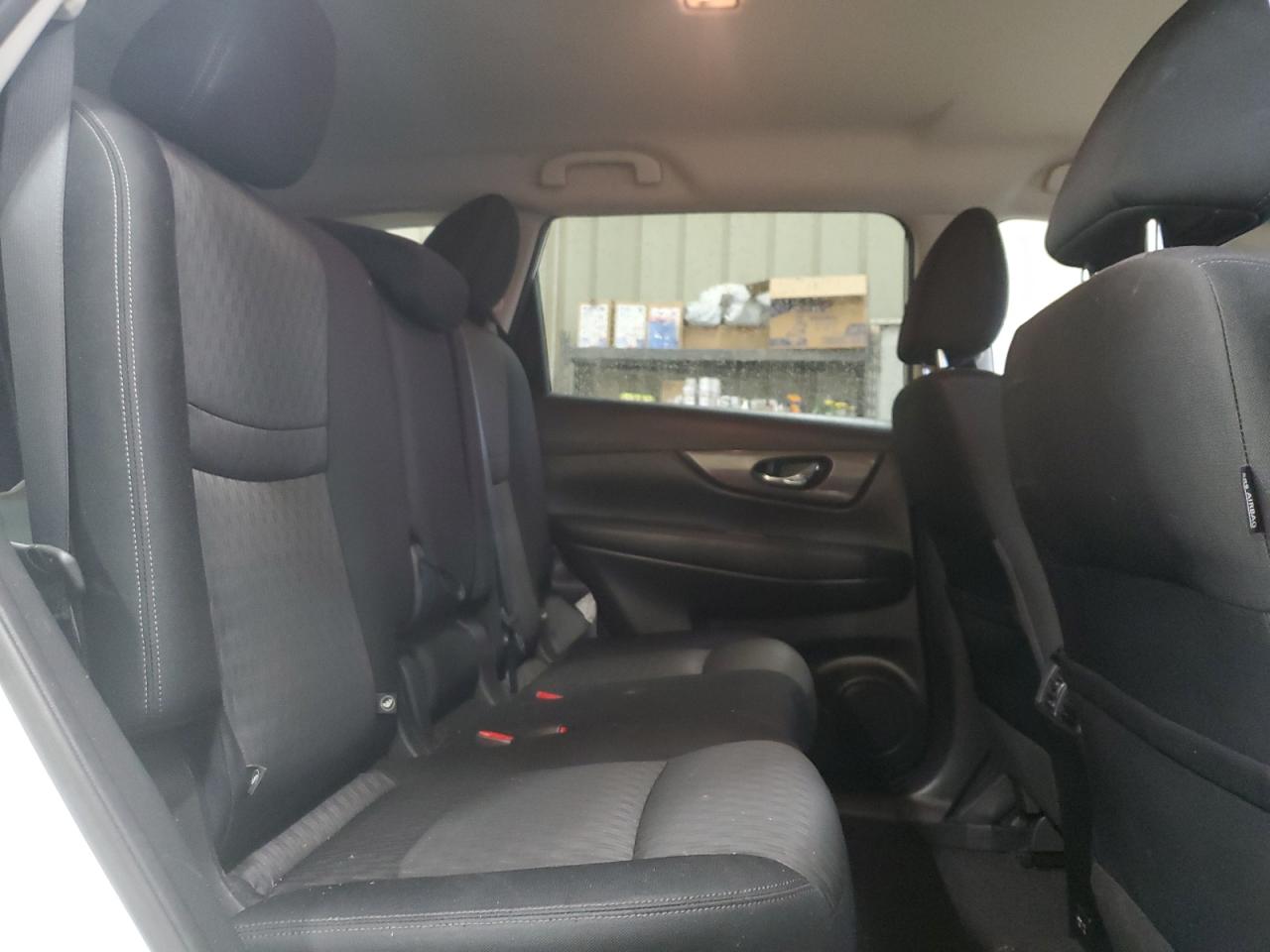 2019 Nissan Rogue S VIN: JN8AT2MT5KW252200 Lot: 80589415