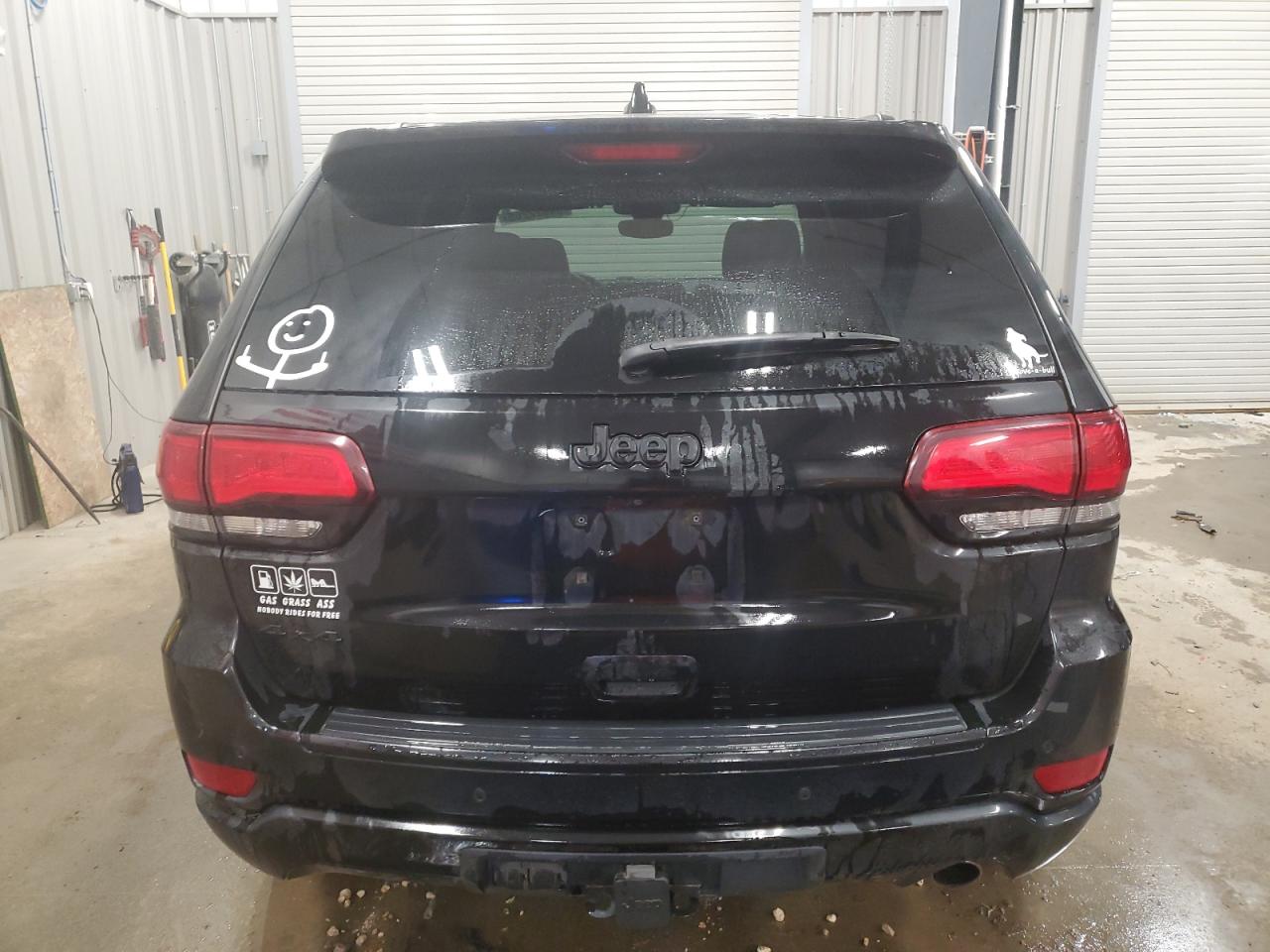 2017 Jeep Grand Cherokee Laredo VIN: 1C4RJFAG8HC895542 Lot: 84622265