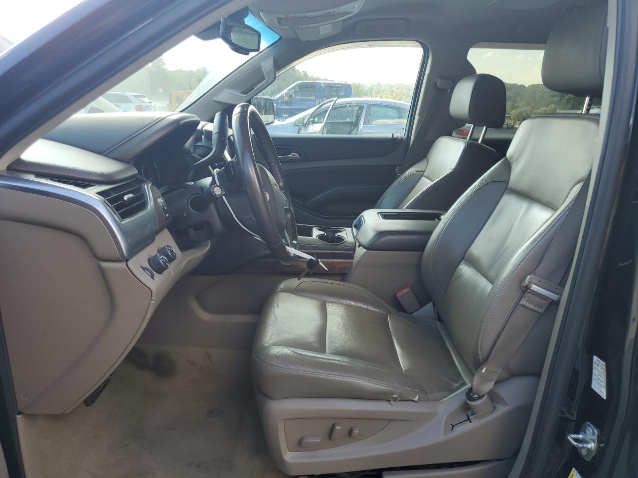 2015 Chevrolet Suburban K1500 Lt VIN: 1GNSKJKC7FR698649 Lot: 81584735