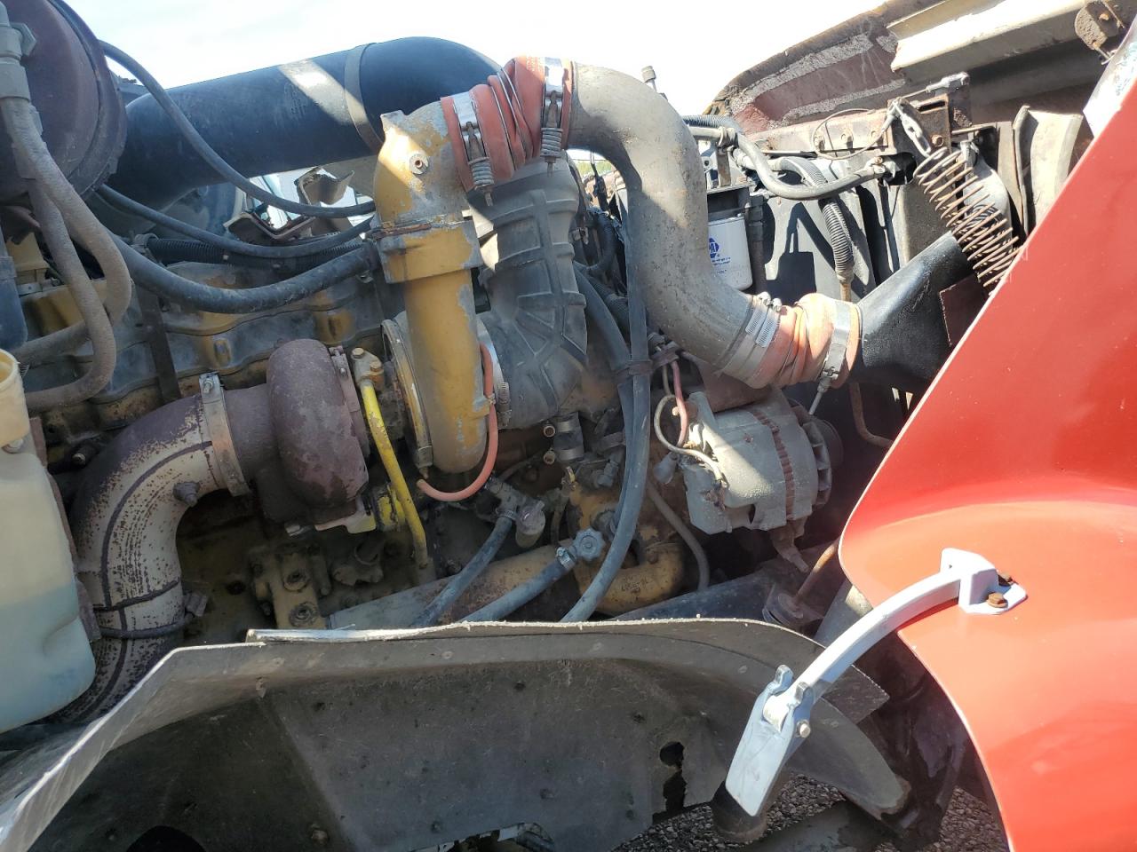 1996 International 9000 9400 VIN: 2HSFHASR8TC010980 Lot: 80702455