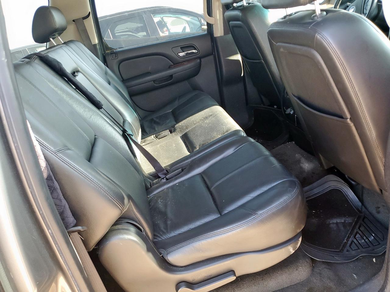 2008 Chevrolet Suburban K1500 Ls VIN: 3GNFK16378G188462 Lot: 71795525