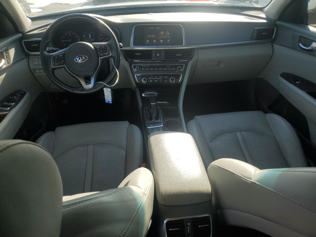 2018 Kia Optima Ex VIN: 5XXGU4L32JG208915 Lot: 84171105