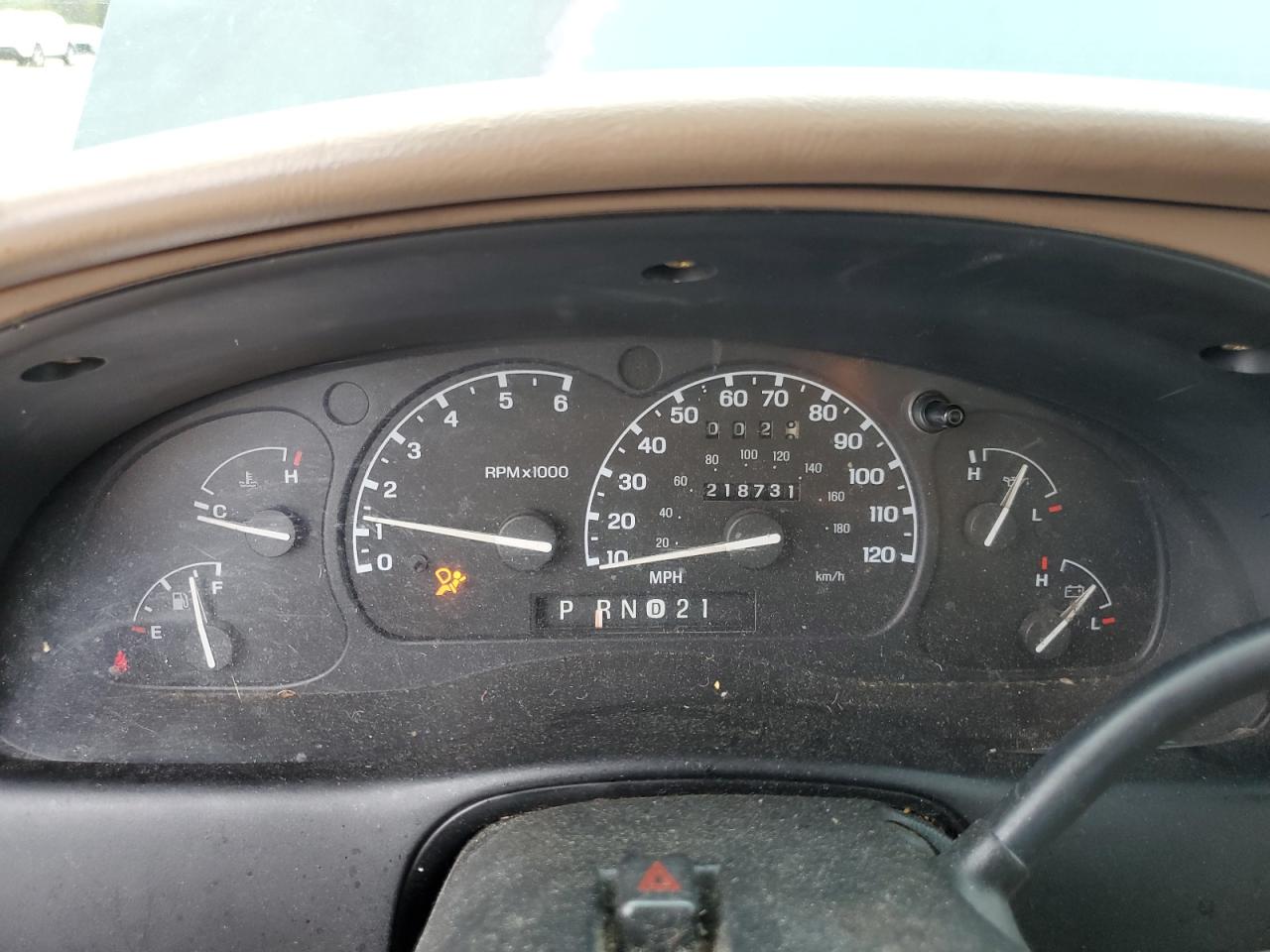 1998 Ford Ranger VIN: 1FTYR10U1WUB42070 Lot: 81601465