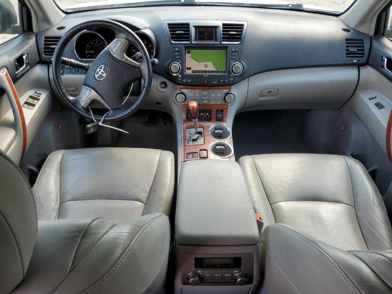 2010 Toyota Highlander Limited VIN: 5TDDK3EH6AS028749 Lot: 70576115