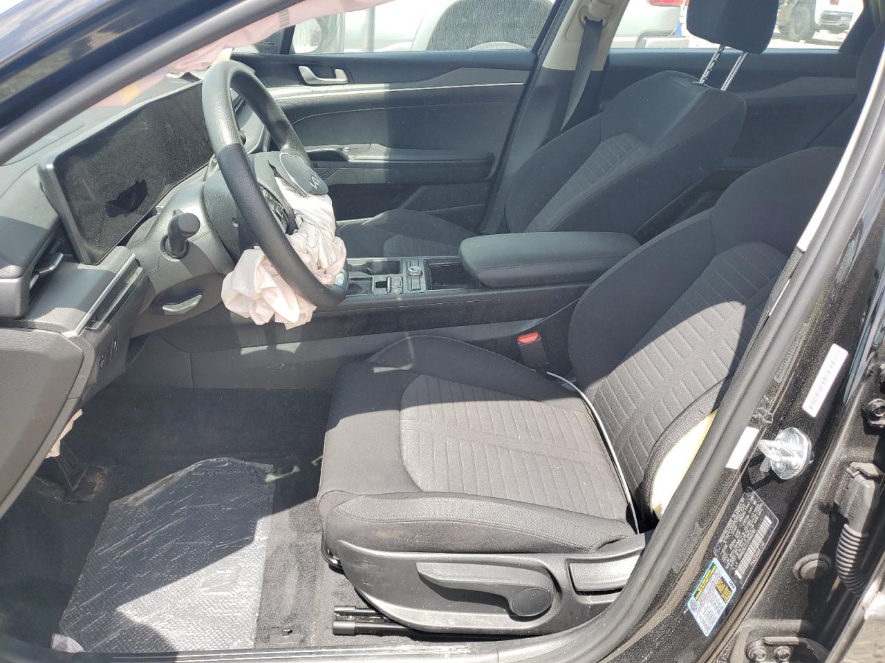 2025 Kia K5 Lxs VIN: KNAG24J77S5348389 Lot: 80610695