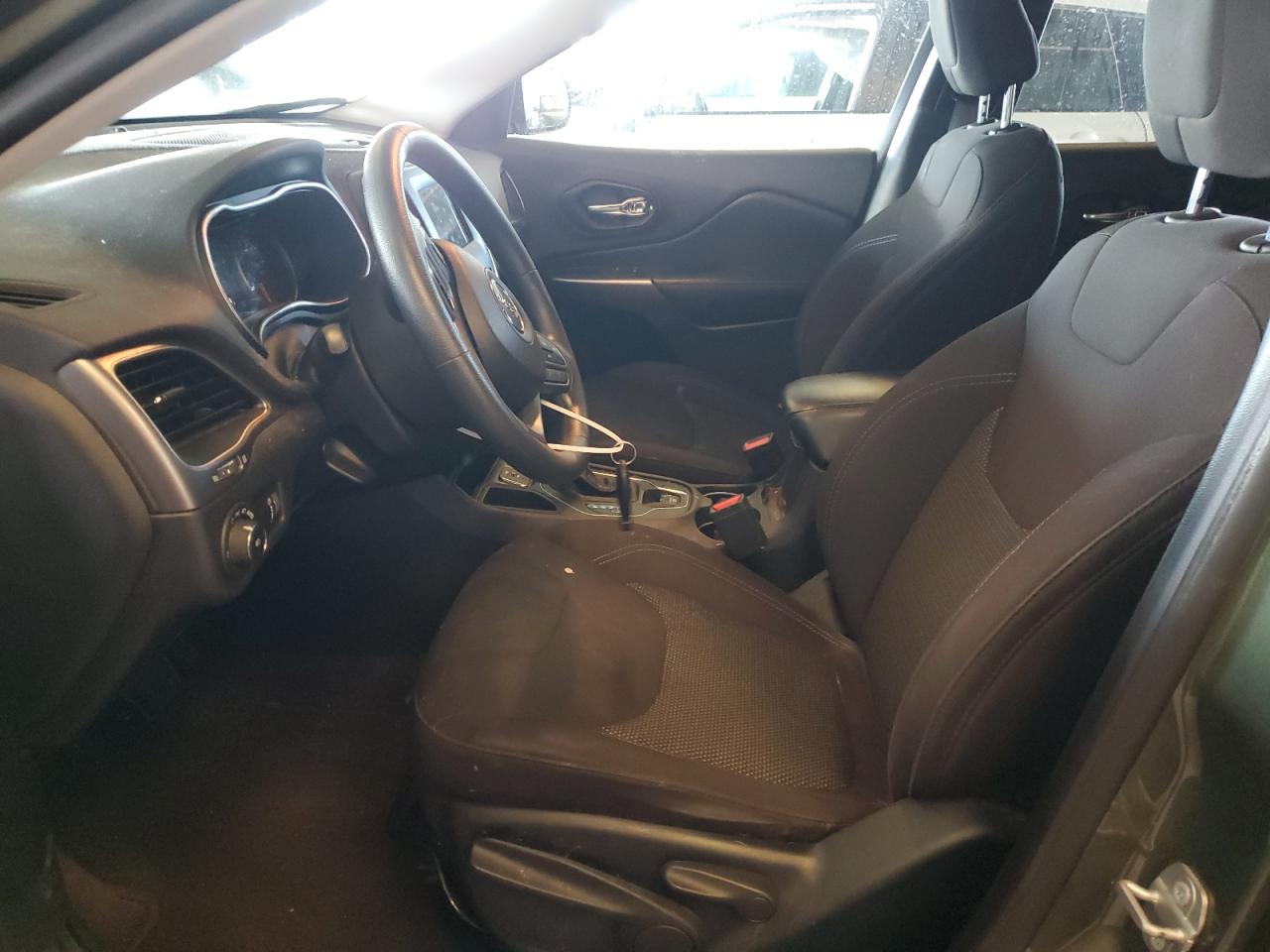 2019 Jeep Cherokee Latitude VIN: 1C4PJLCB1KD114787 Lot: 71708135