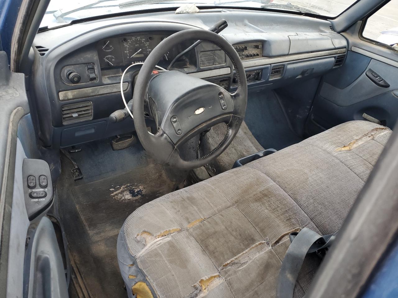 1993 Ford F250 VIN: 2FTHF26G0PCB30669 Lot: 81507675