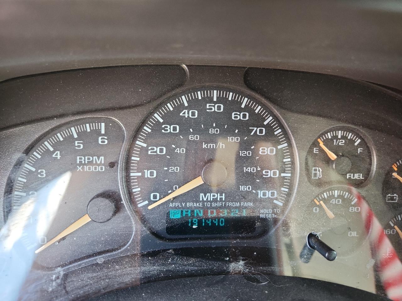 2002 Chevrolet Suburban K1500 VIN: 3GNFK16T22G263950 Lot: 71591945