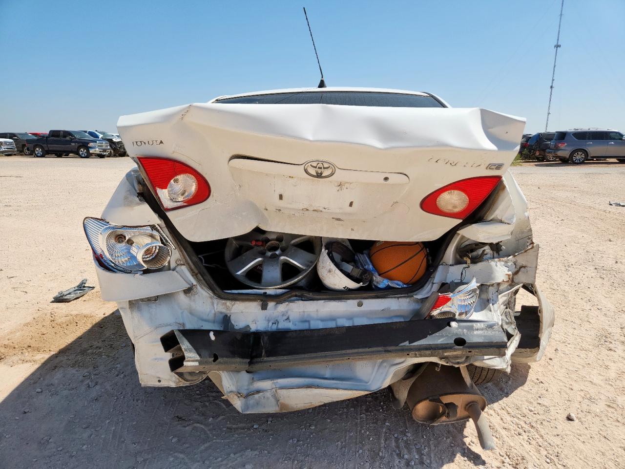 2005 Toyota Corolla Ce VIN: JTDBR32E252051780 Lot: 72075375