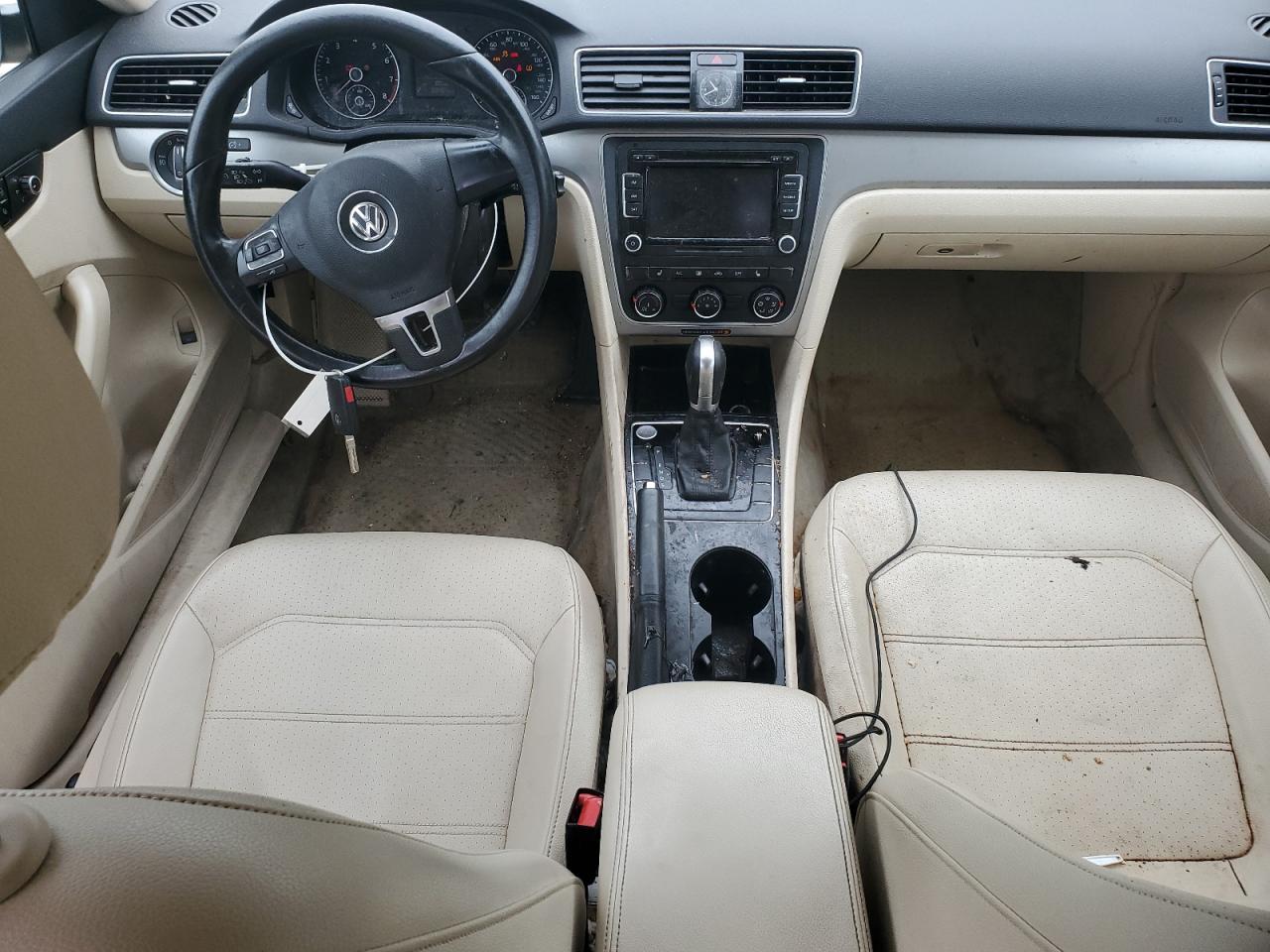 2015 Volkswagen Passat S VIN: 1VWAT7A36FC075688 Lot: 84597905