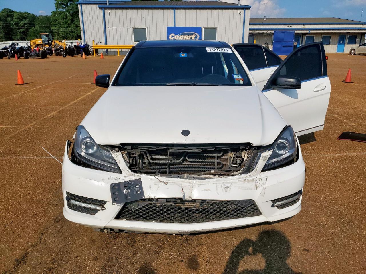 2013 Mercedes-Benz C 250 VIN: WDDGF4HBXDR267972 Lot: 71022075