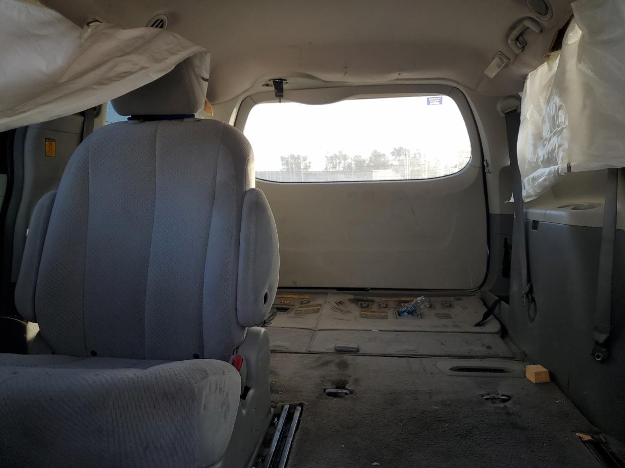 2011 Toyota Sienna Le VIN: 5TDKK3DC9BS055670 Lot: 81767985