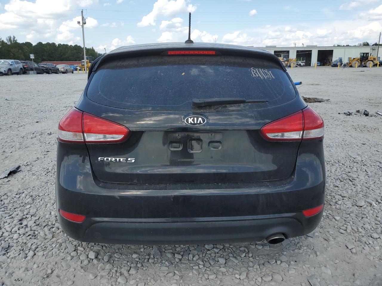 2017 Kia Forte Lx VIN: KNAFK5A84H5719902 Lot: 81510825