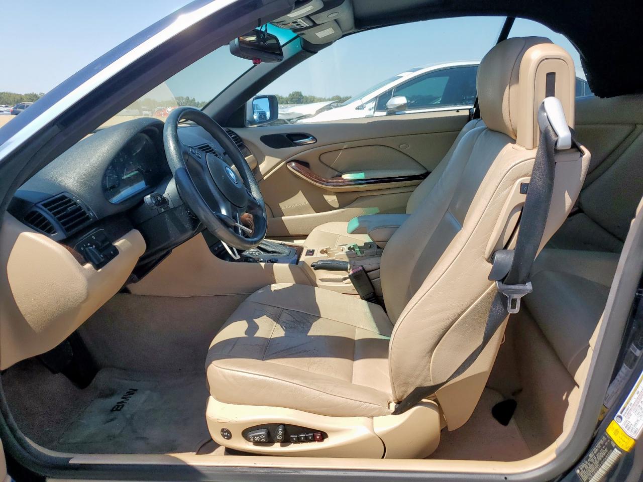 2005 BMW 325 Ci VIN: WBABW33435PX83320 Lot: 71815505