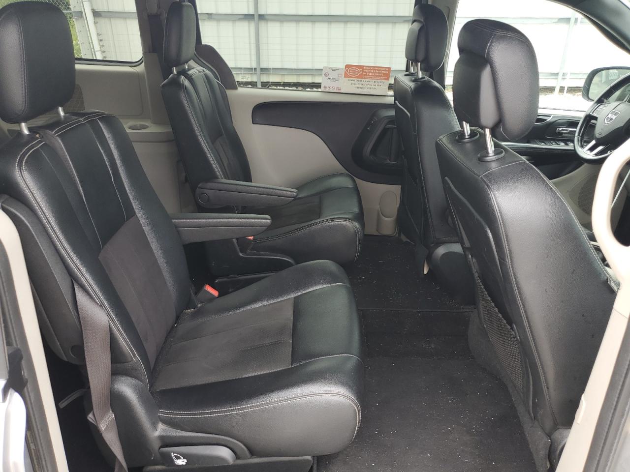 2020 Dodge Grand Caravan Sxt VIN: 2C4RDGCG1LR174943 Lot: 71055835