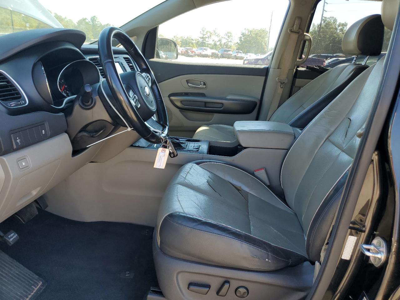 2017 Kia Sedona Lx VIN: KNDMB5C16H6240871 Lot: 81711045