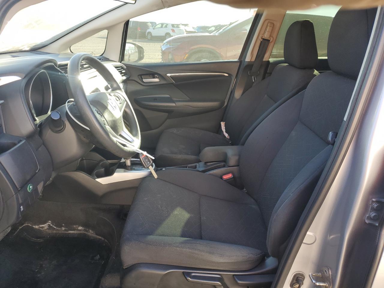 2020 Honda Fit Lx VIN: 3HGGK5H46LM720581 Lot: 81883305