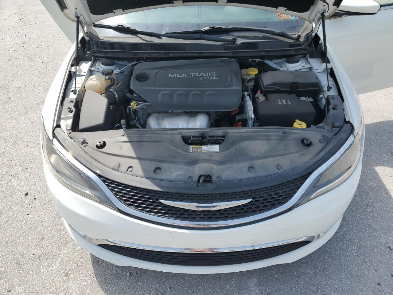 2016 Chrysler 200 Limited VIN: 1C3CCCAB6GN106914 Lot: 80880135