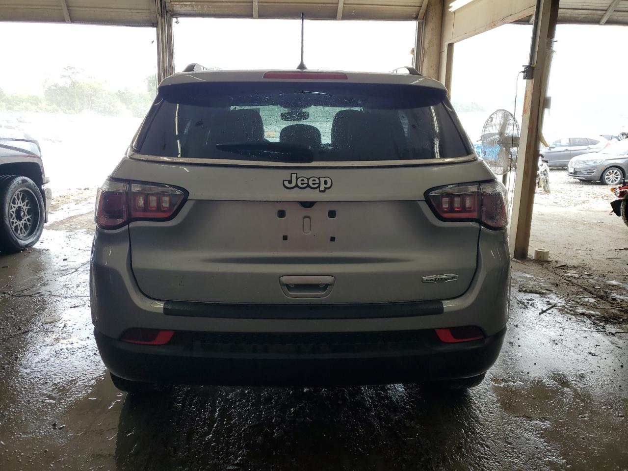 2018 Jeep Compass Latitude VIN: 3C4NJCBB6JT233193 Lot: 80757505