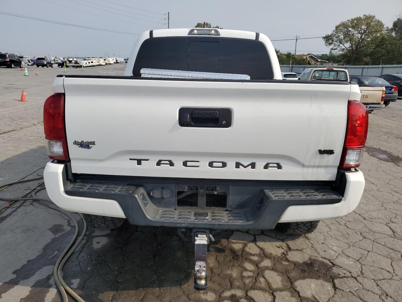 2017 Toyota Tacoma Double Cab VIN: 5TFCZ5AN9HX088351 Lot: 81701575