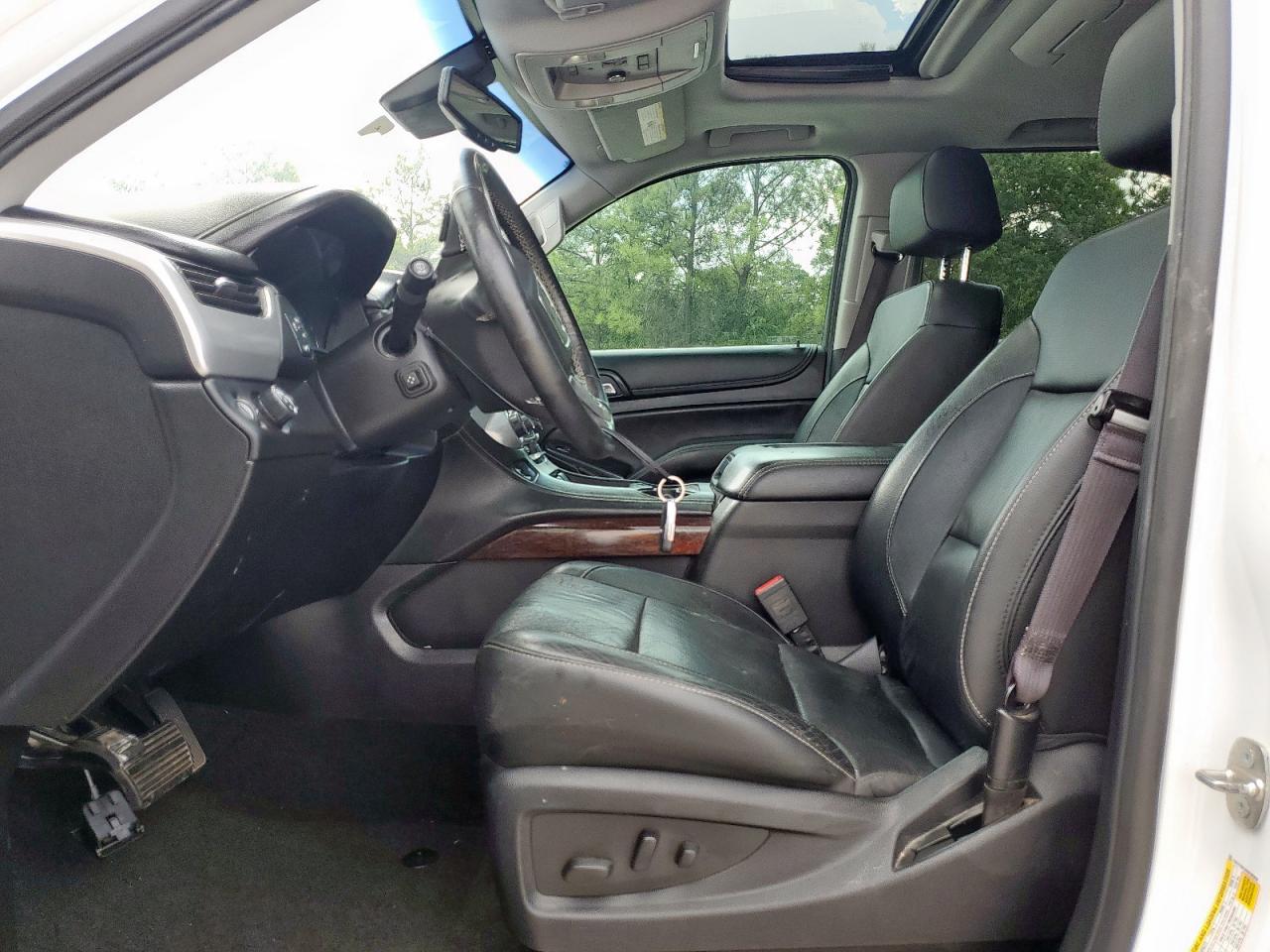 2017 GMC Yukon Xl C1500 Slt VIN: 1GKS1GKC6HR305634 Lot: 71068635