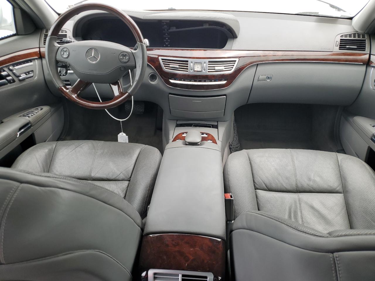 2007 Mercedes-Benz S 550 VIN: WDDNG71X67A086155 Lot: 70991215