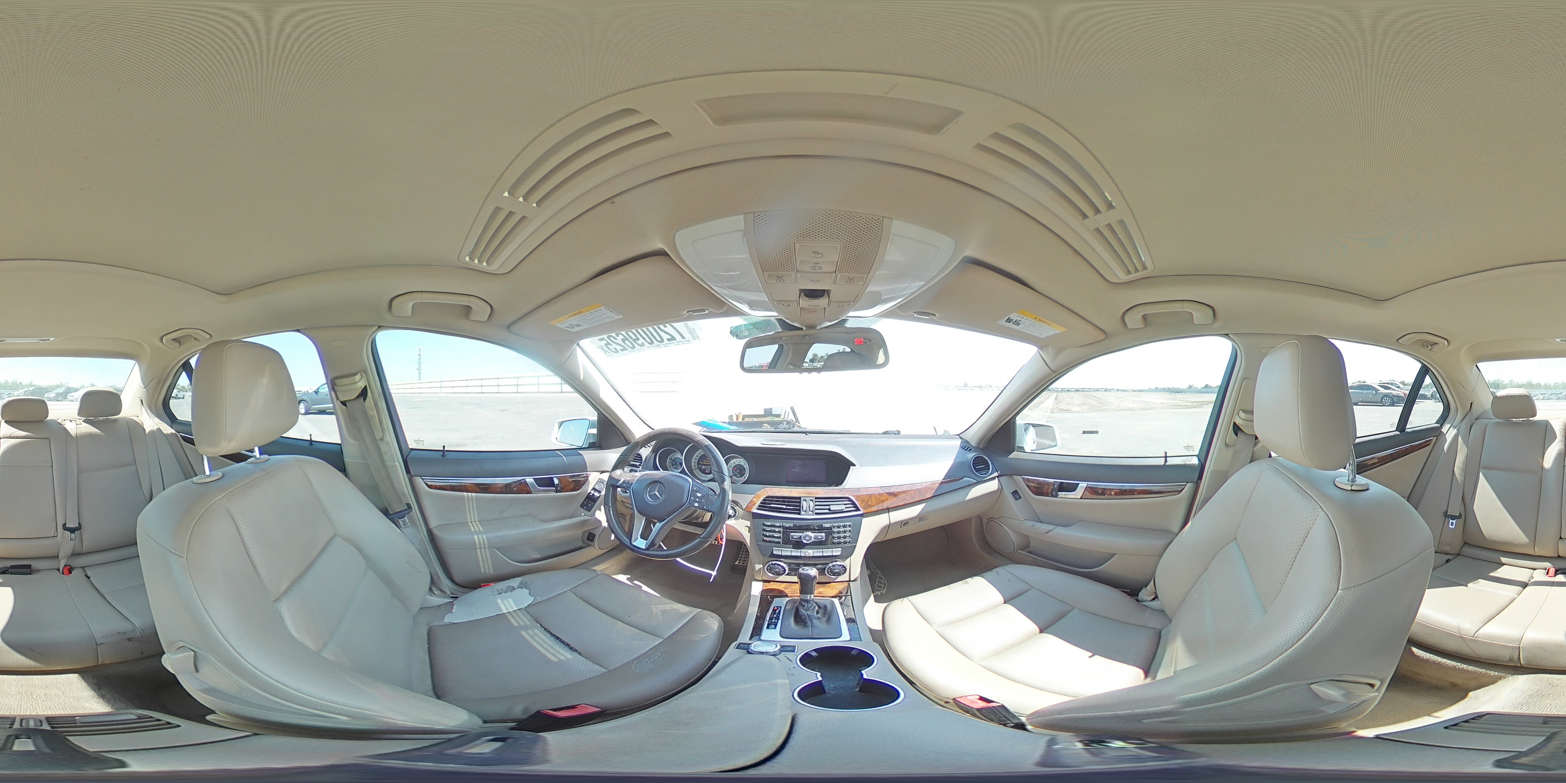 2014 Mercedes-Benz C 250 VIN: WDDGF4HB5ER305402 Lot: 72009625