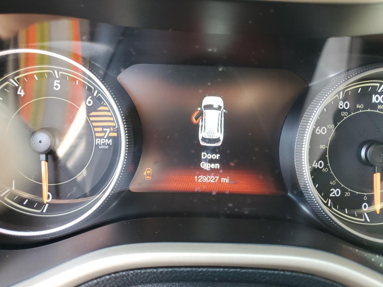 2017 Jeep Cherokee Limited VIN: 1C4PJMDBXHW601570 Lot: 81639685