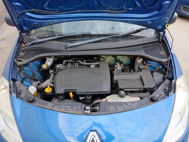 2009 RENAULT CLIO EXTREME 