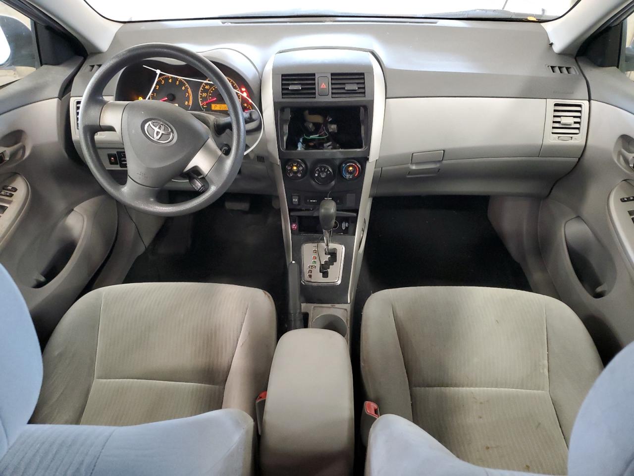 2010 Toyota Corolla Base VIN: 1NXBU4EE8AZ165535 Lot: 83960975