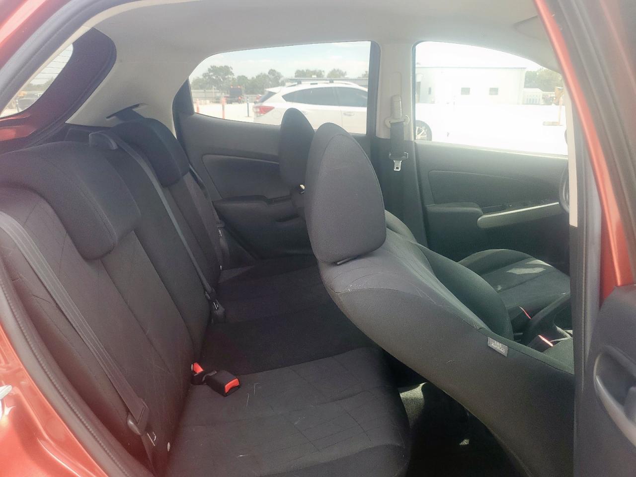 2014 Mazda Mazda2 Sport VIN: JM1DE1KY9E0185331 Lot: 84382395