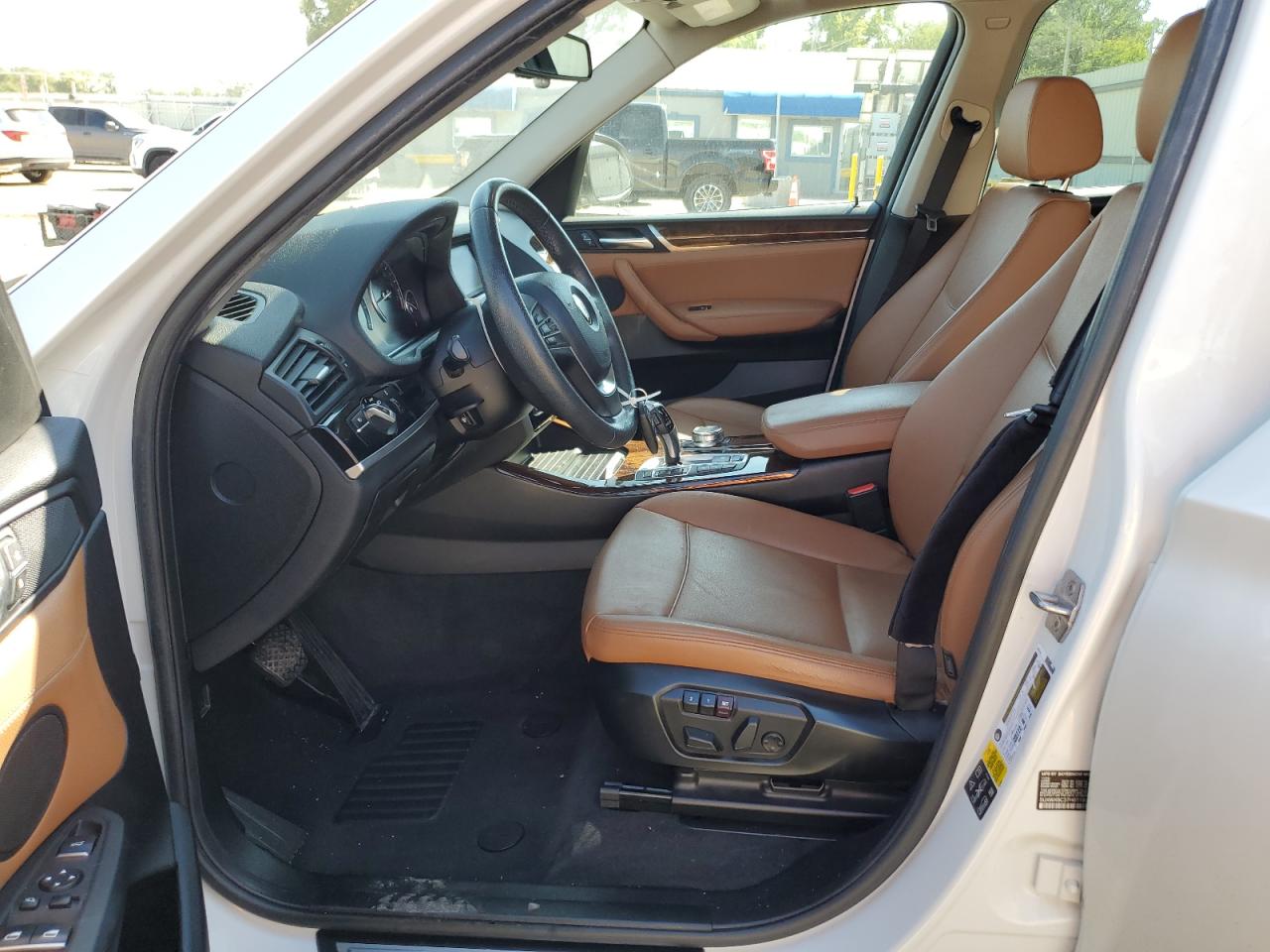 2017 BMW X3 xDrive28I VIN: 5UXWX9C37H0T18210 Lot: 84014865