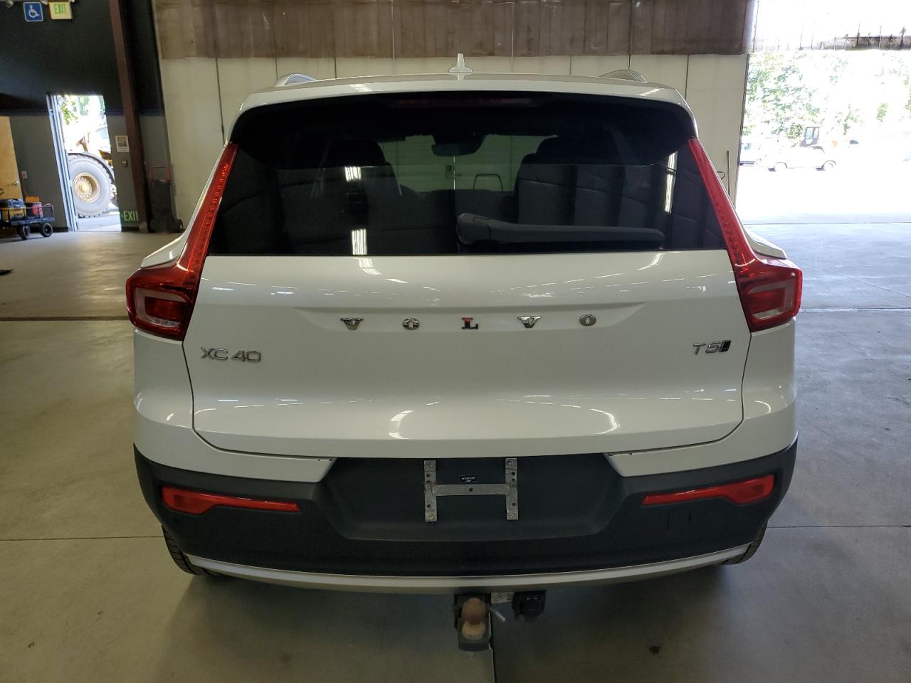 2021 Volvo Xc40 T5 Momentum VIN: YV4162UK4M2570679 Lot: 80367345