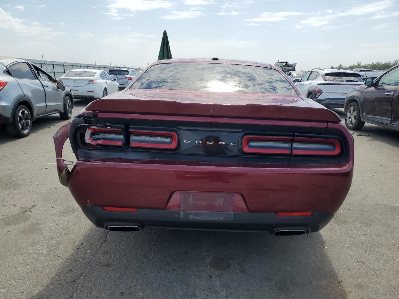 2019 Dodge Challenger Sxt VIN: 2C3CDZAG8KH750914 Lot: 70701865