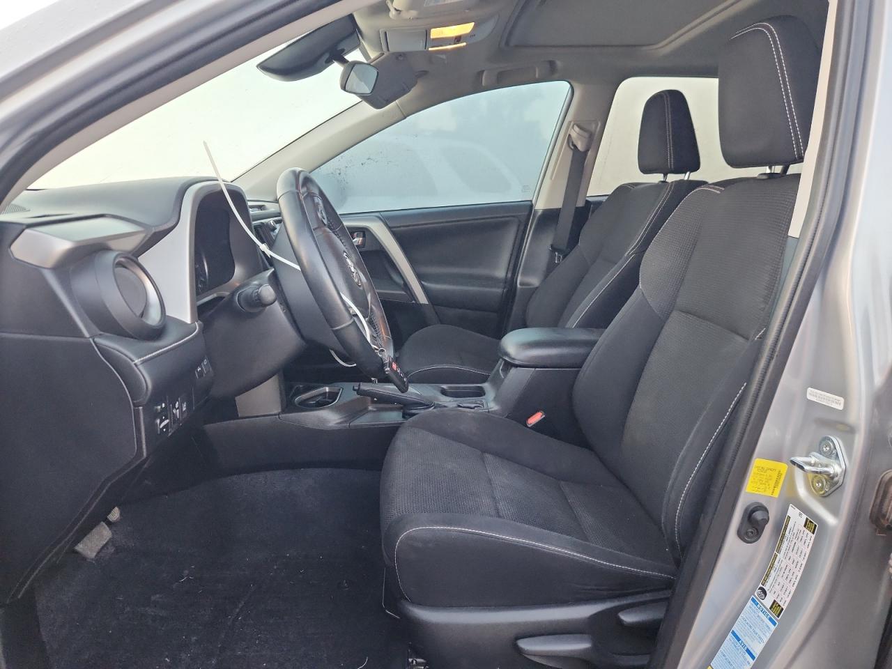 2017 Toyota Rav4 Xle VIN: 2T3RFREV4HW545009 Lot: 81439875