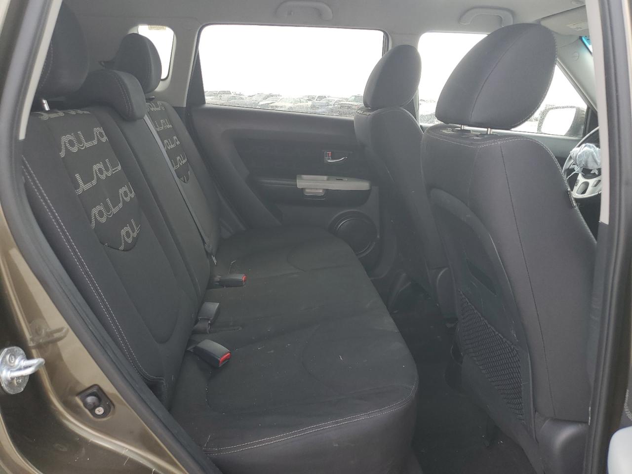 2012 Kia Soul + VIN: KNDJT2A62C7372896 Lot: 81384485