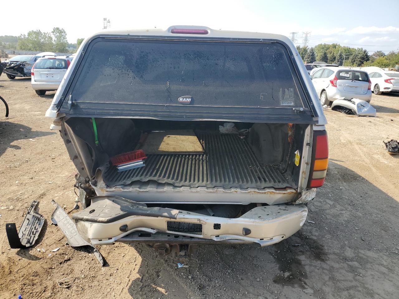 2005 GMC Sierra K1500 Denali VIN: 2GTEK63NX51124315 Lot: 80127065