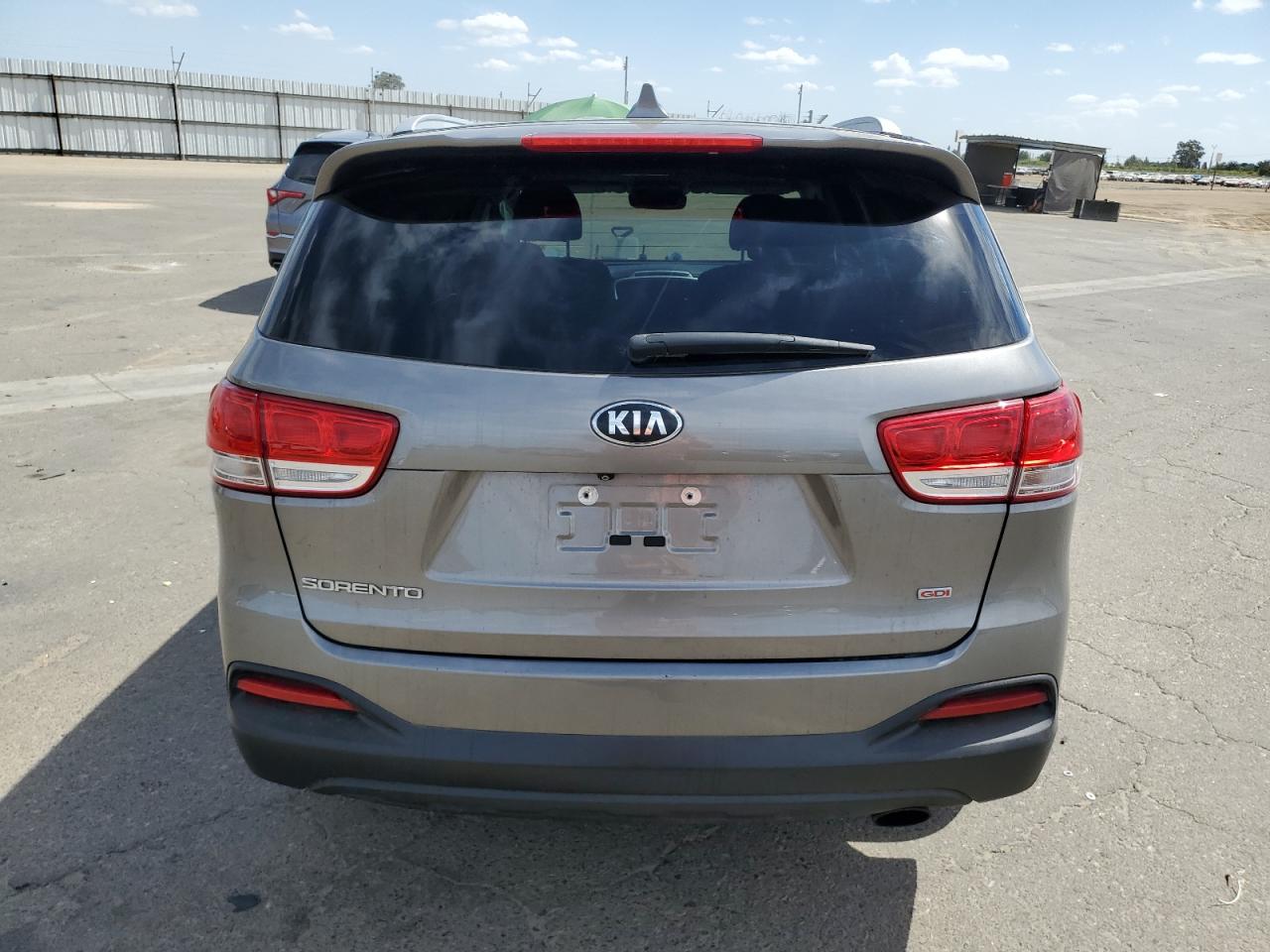 2018 Kia Sorento Lx VIN: 5XYPG4A36JG386865 Lot: 71293635