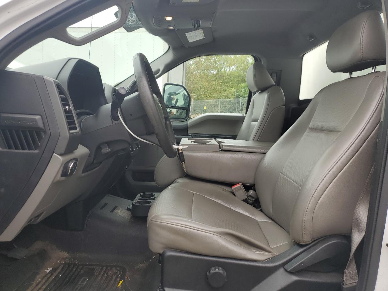 2018 Ford F550 Super Duty VIN: 1FDUF5GY9JEB85206 Lot: 81488105