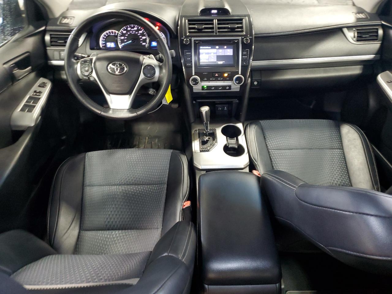 2014 Toyota Camry L VIN: 4T1BF1FKXEU392843 Lot: 71995955