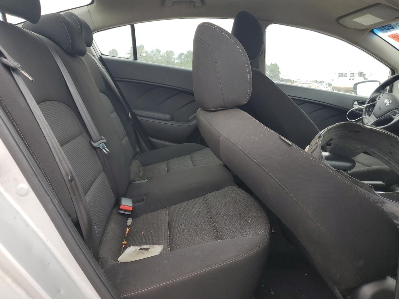 2017 Kia Forte Lx VIN: 3KPFK4A78HE110823 Lot: 80438425