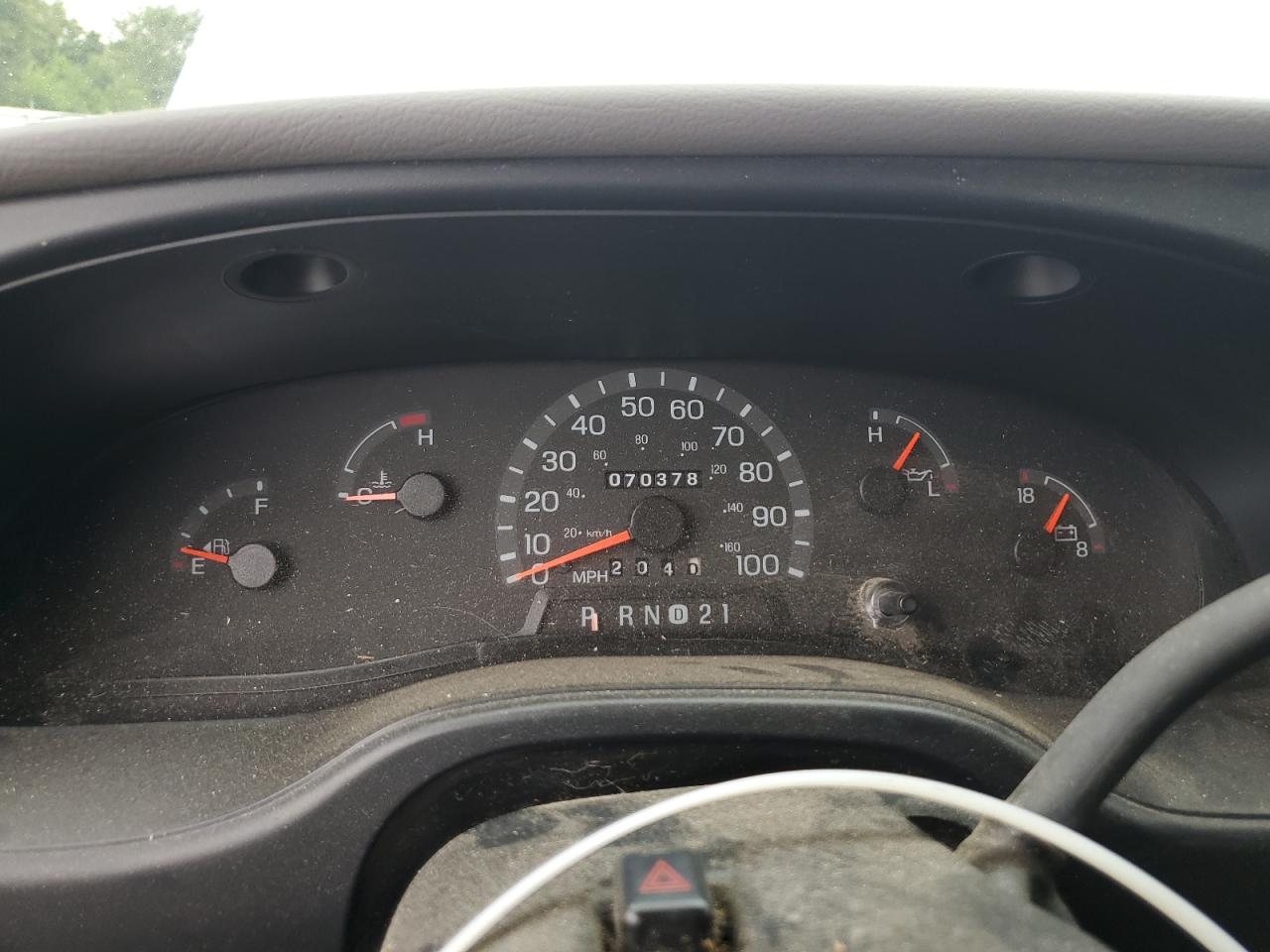 2001 Ford Econoline E350 Super Duty Wagon VIN: 1FBSS31L11HA95608 Lot: 71106405