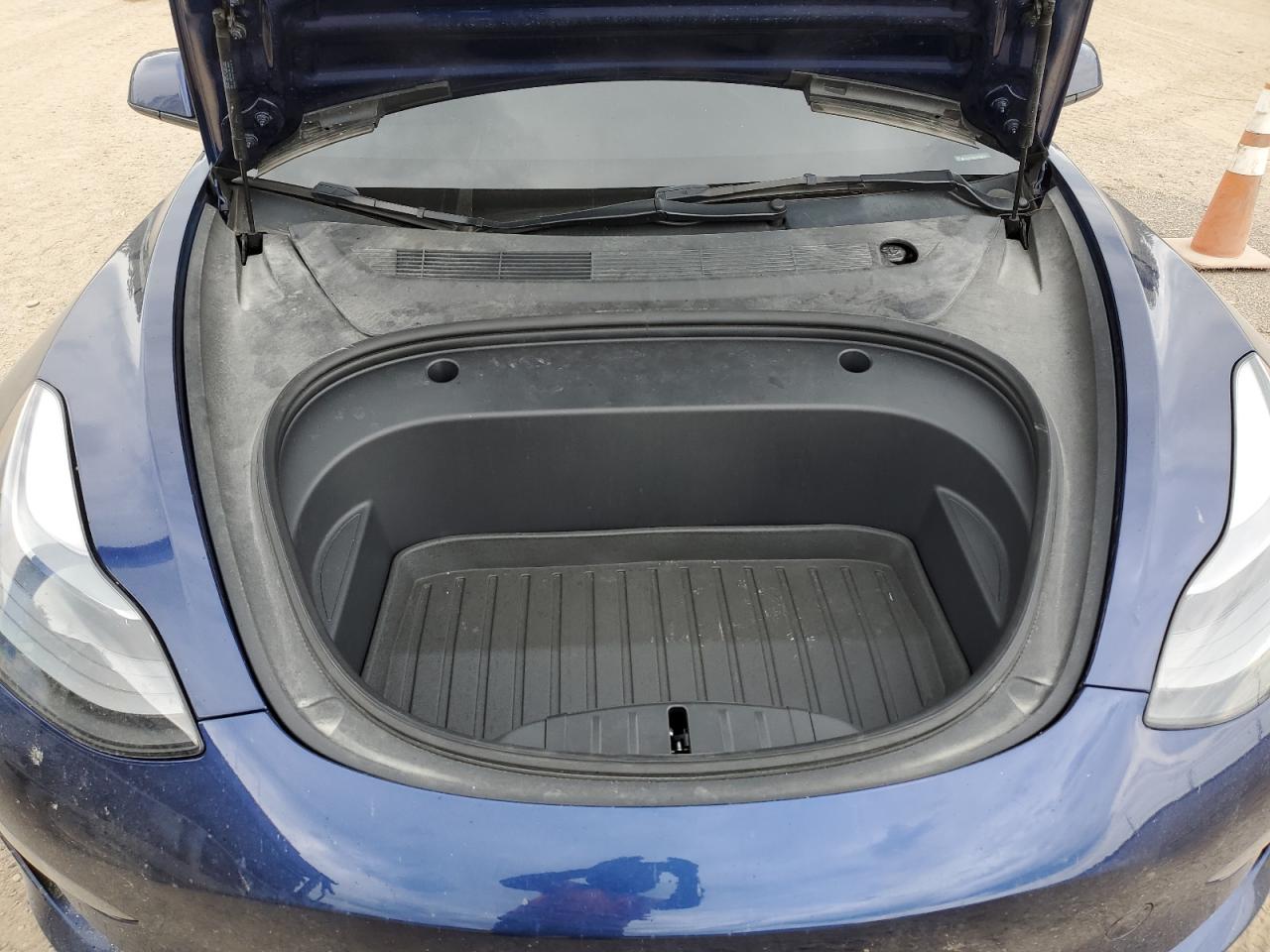 2022 Tesla Model 3 VIN: 5YJ3E1ECXNF321737 Lot: 70687475