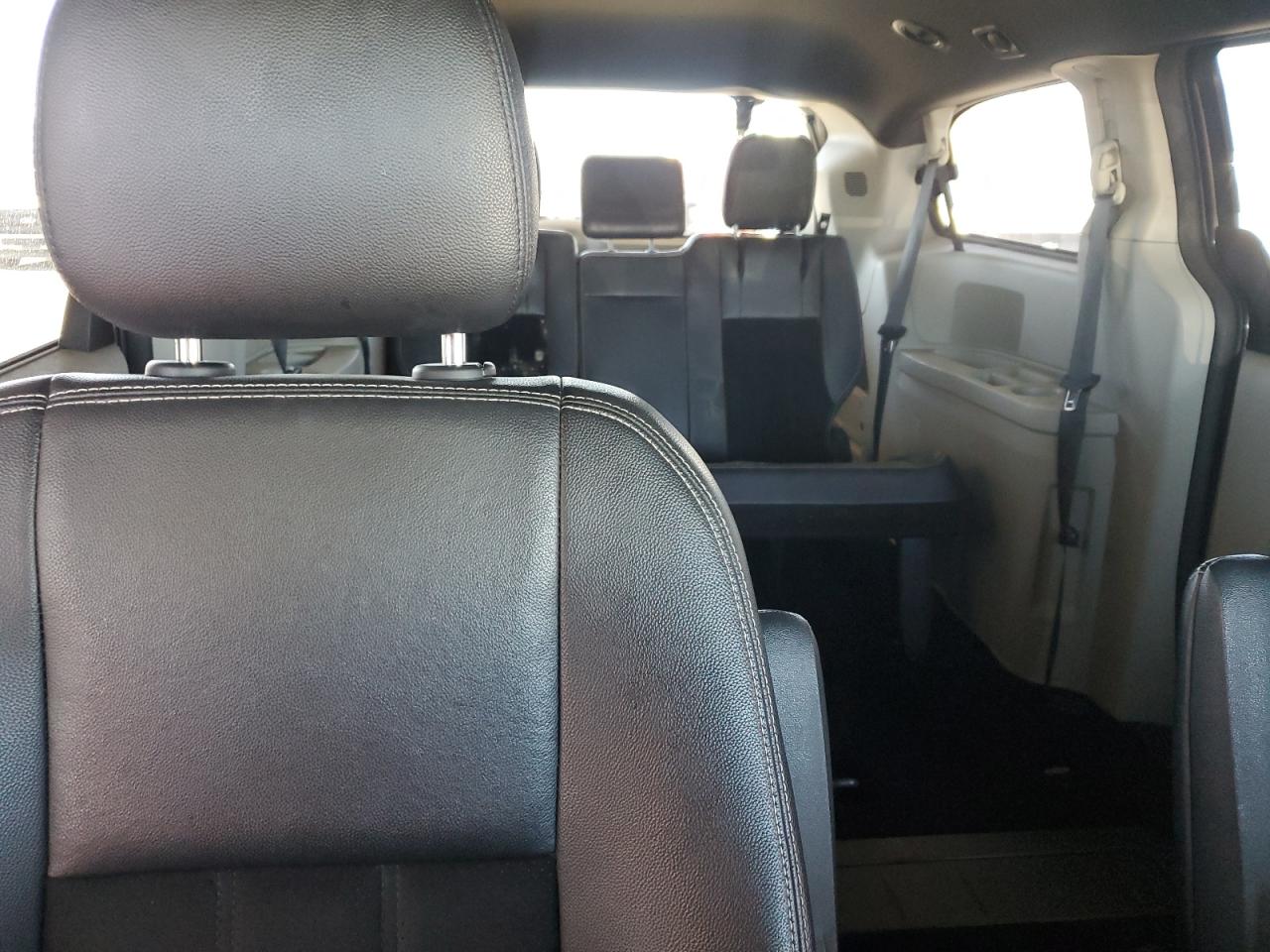 2017 Dodge Grand Caravan Sxt VIN: 2C4RDGCG6HR825989 Lot: 80399155