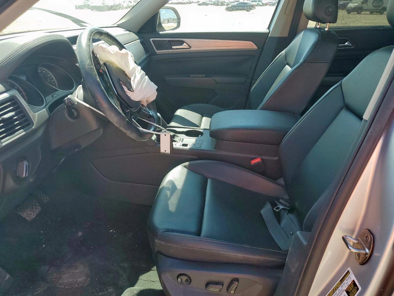 2018 Volkswagen Atlas Se VIN: 1V2CP2CA2JC598549 Lot: 84050745