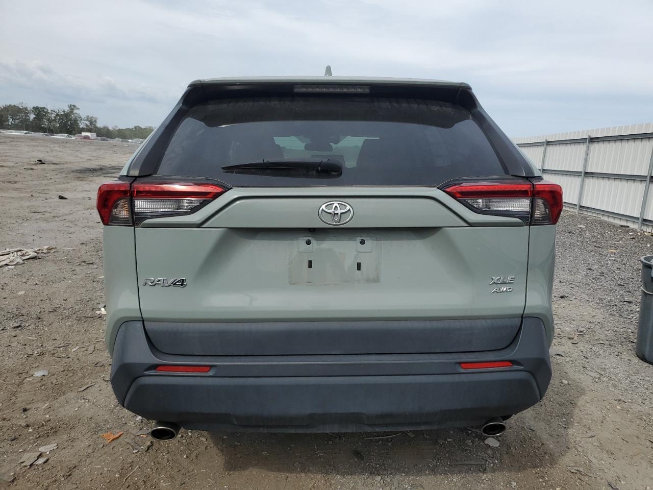 2021 Toyota Rav4 Xle VIN: 2T3P1RFV8MW217901 Lot: 80933515