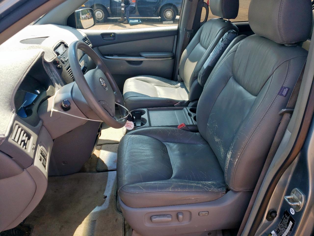 2008 Toyota Sienna Ce VIN: 5TDZK23C58S105788 Lot: 70319525