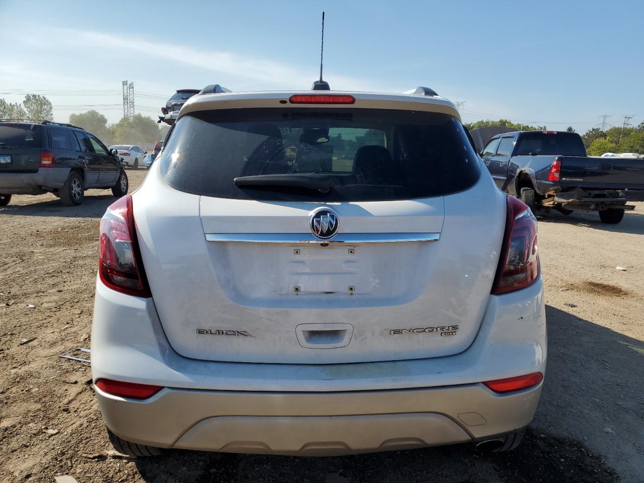 2017 Buick Encore Essence VIN: KL4CJGSB5HB027268 Lot: 81261495