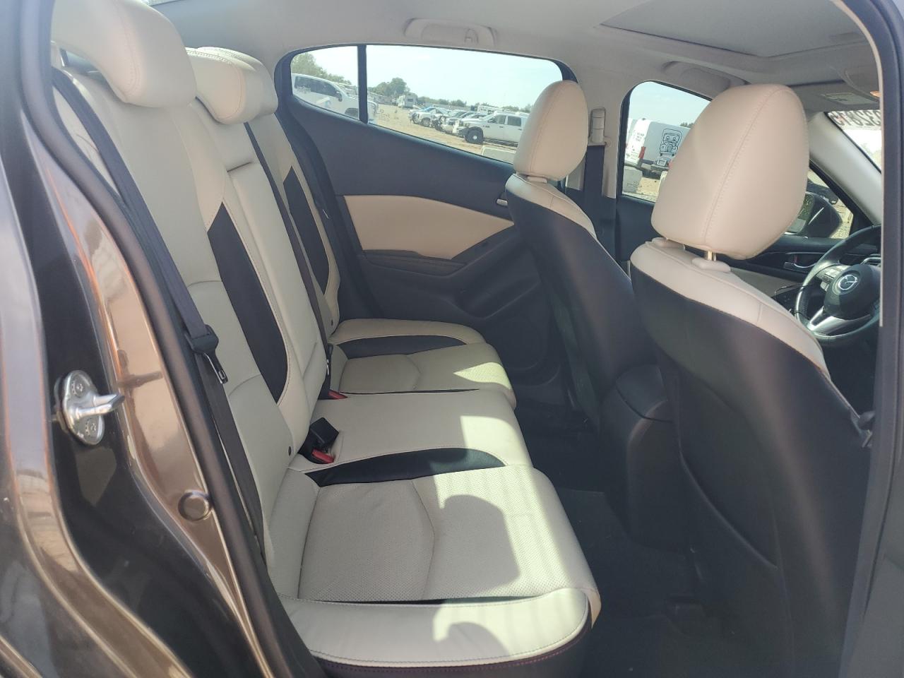 2015 Mazda 3 Grand Touring VIN: JM1BM1W36F1230276 Lot: 84032815