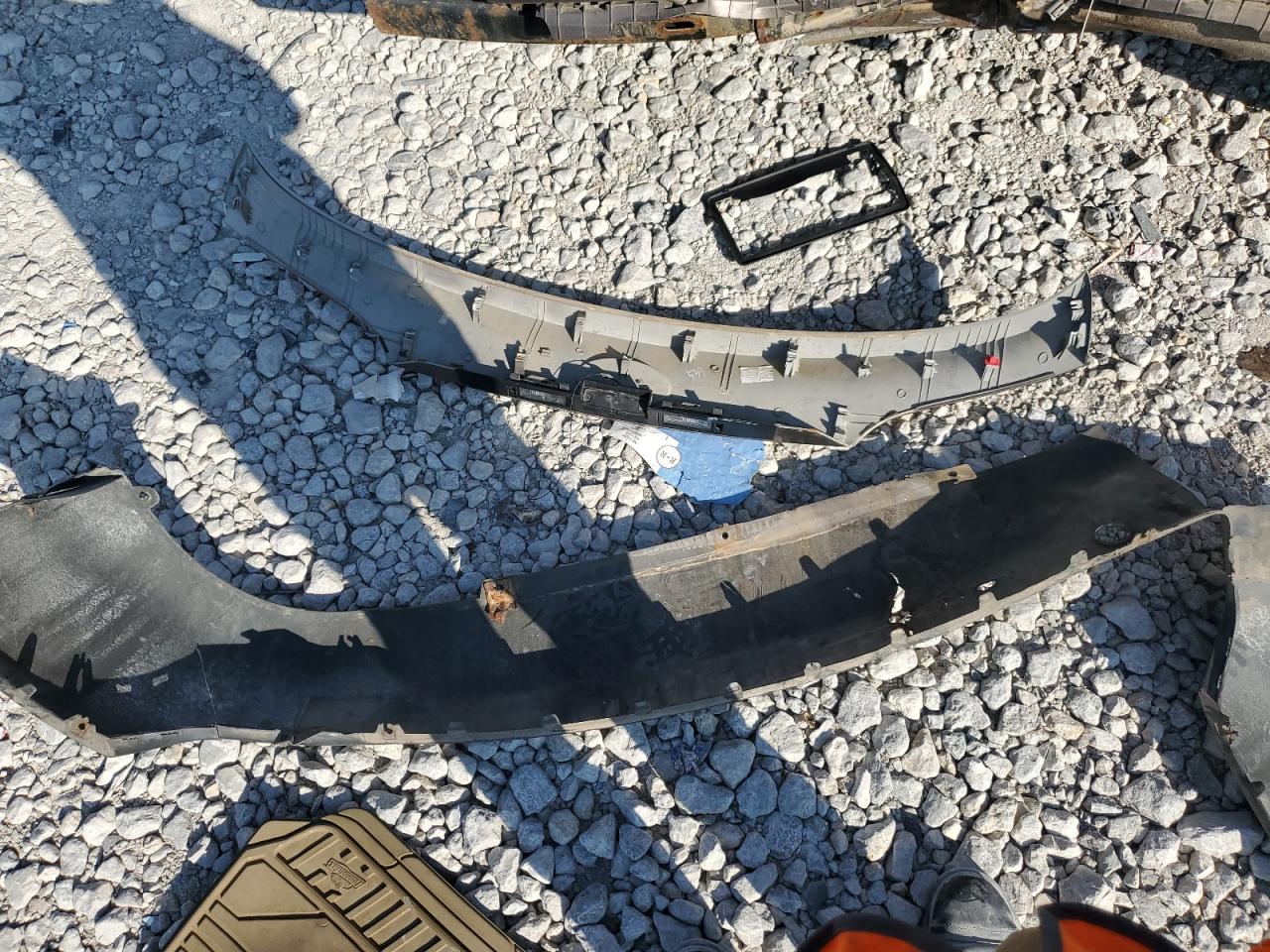 2012 Hyundai Tucson Gls VIN: KM8JUCACXCU397227 Lot: 81061995